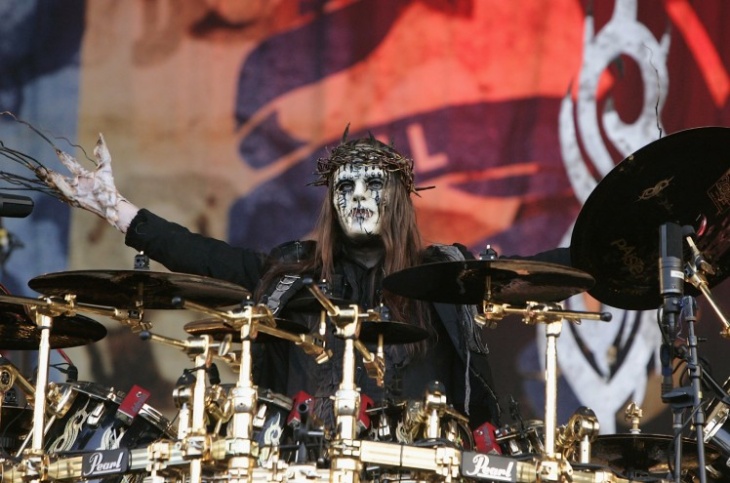 Joey Jordison Tutup Usia