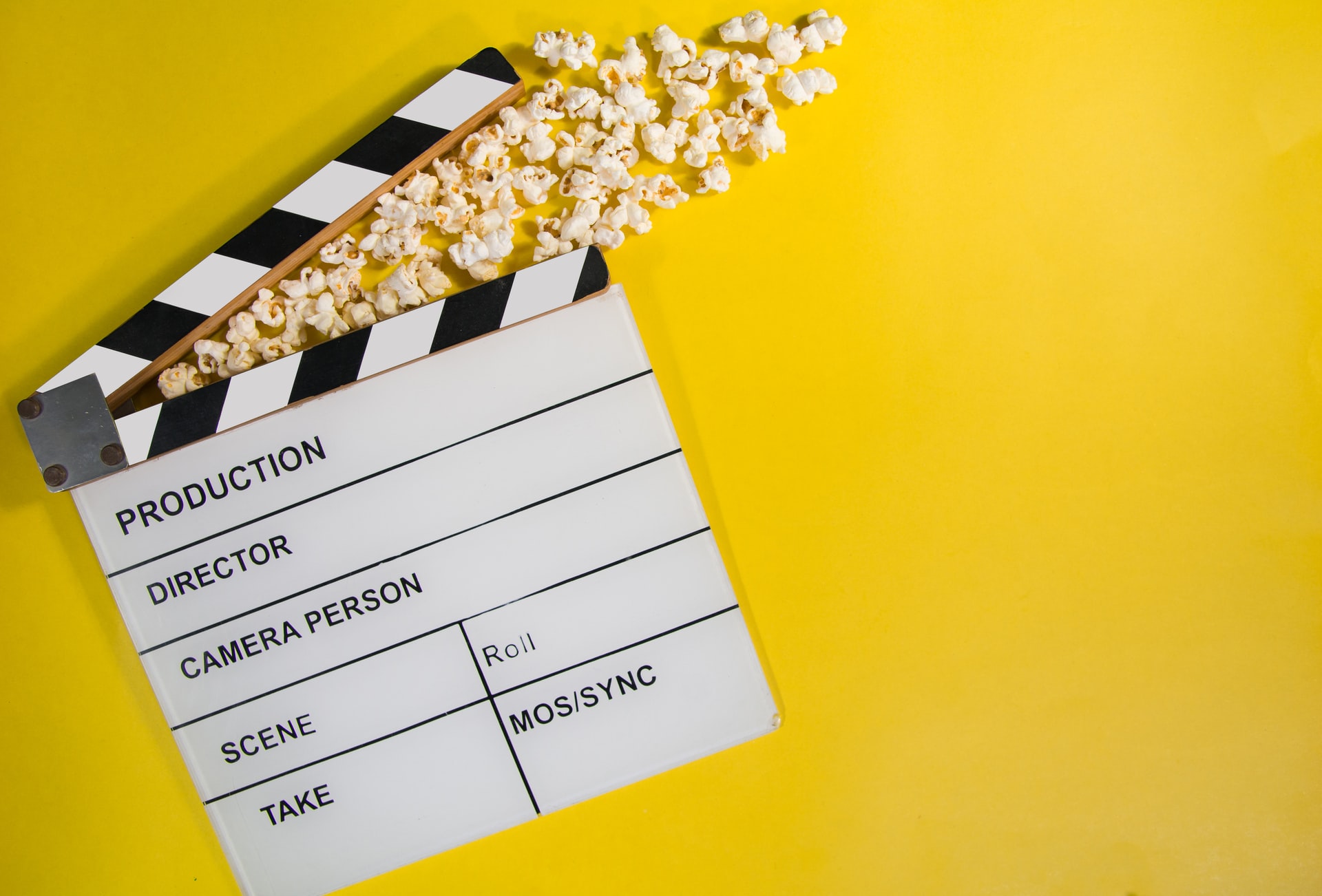 Popcorn jadi andalan untuk menemani menonton. (Unsplash-GR Stocks)