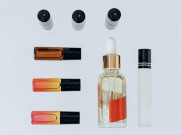 Bahaya Mengintai di Balik Kosmetik 'Share in Jar'