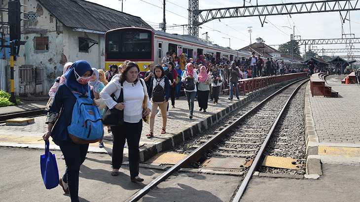 PT KAI Berlakukan Rekayasa Pemberangkatan 16 KA