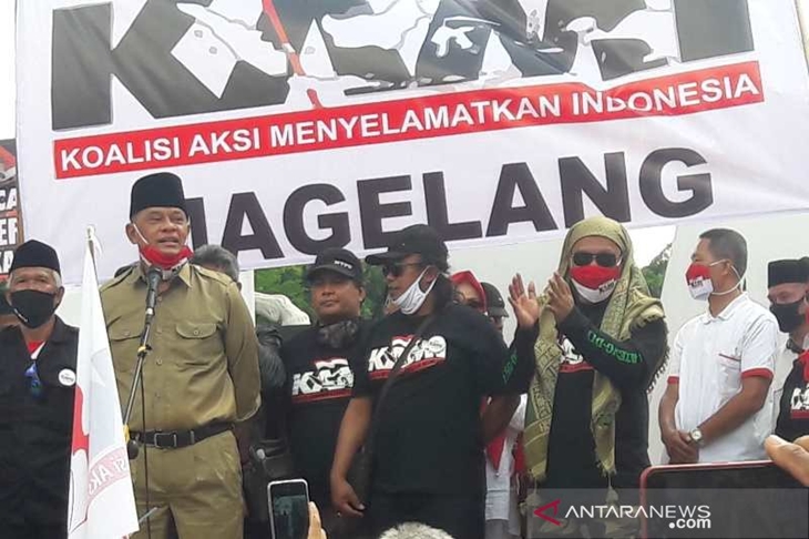 Mantan Panglima TNI Jenderal (Purn) Gatot Nurmantyo saat deklarasi KAMI kabupaten/kota se-Jawa Tengah di Kota Magelang. (ANTARA/Heru Suyitno)