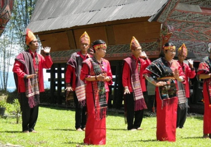 Makna Mendalam dan Sejarah dari Tari Tortor dari Sumatra Utara