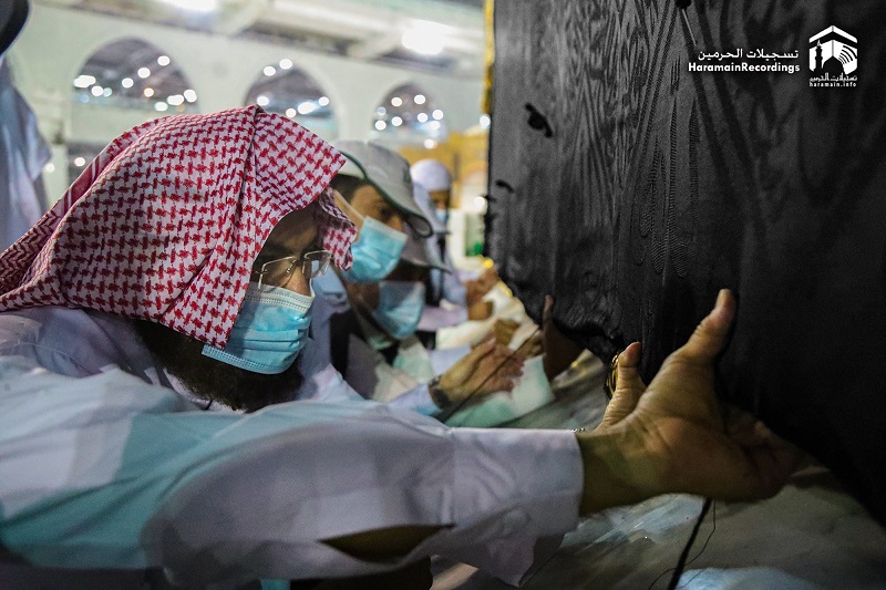 [Hoaks atau Fakta]: Pesawat Dilarang Terbang di Atas Ka'bah Karena Pusat Bumi