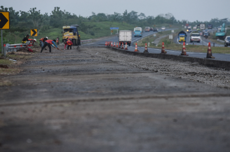 Arus Kendaraan di Tol Cirebon Masih Relatif Lancar 