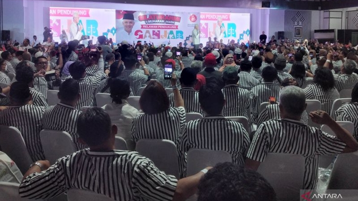 Ganjar Pranowo Tengah Bangun Citra Peroleh Dukungan Tunggal Jokowi