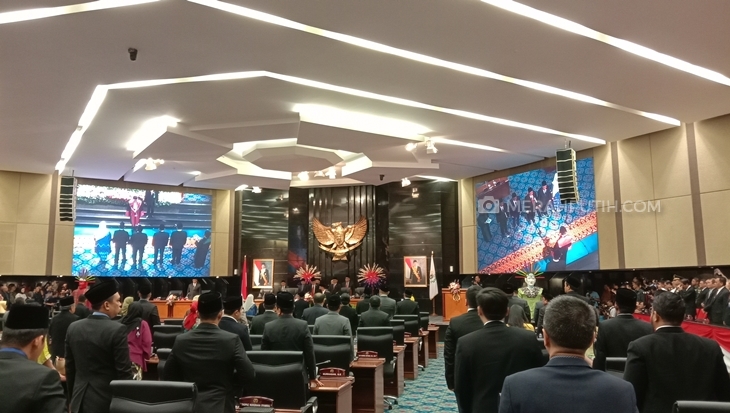Lima Pimpinan DPRD DKI Resmi Dilantik