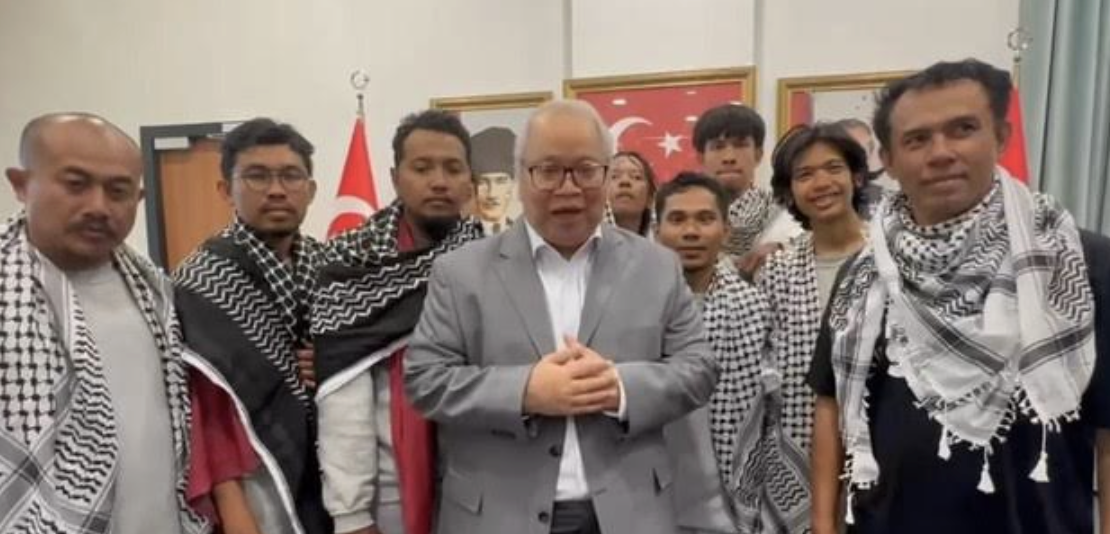 DPR Puji Pembebasan 9 WNI dari Israel, Sebut Diplomasi RI Dinilai Efektif