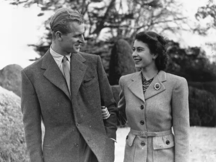 Ratu Elizabeth dan Pangeran Philip saat berbulan madu, mereka menikah selama 73 tahun. (Foto: theguardian.com) 