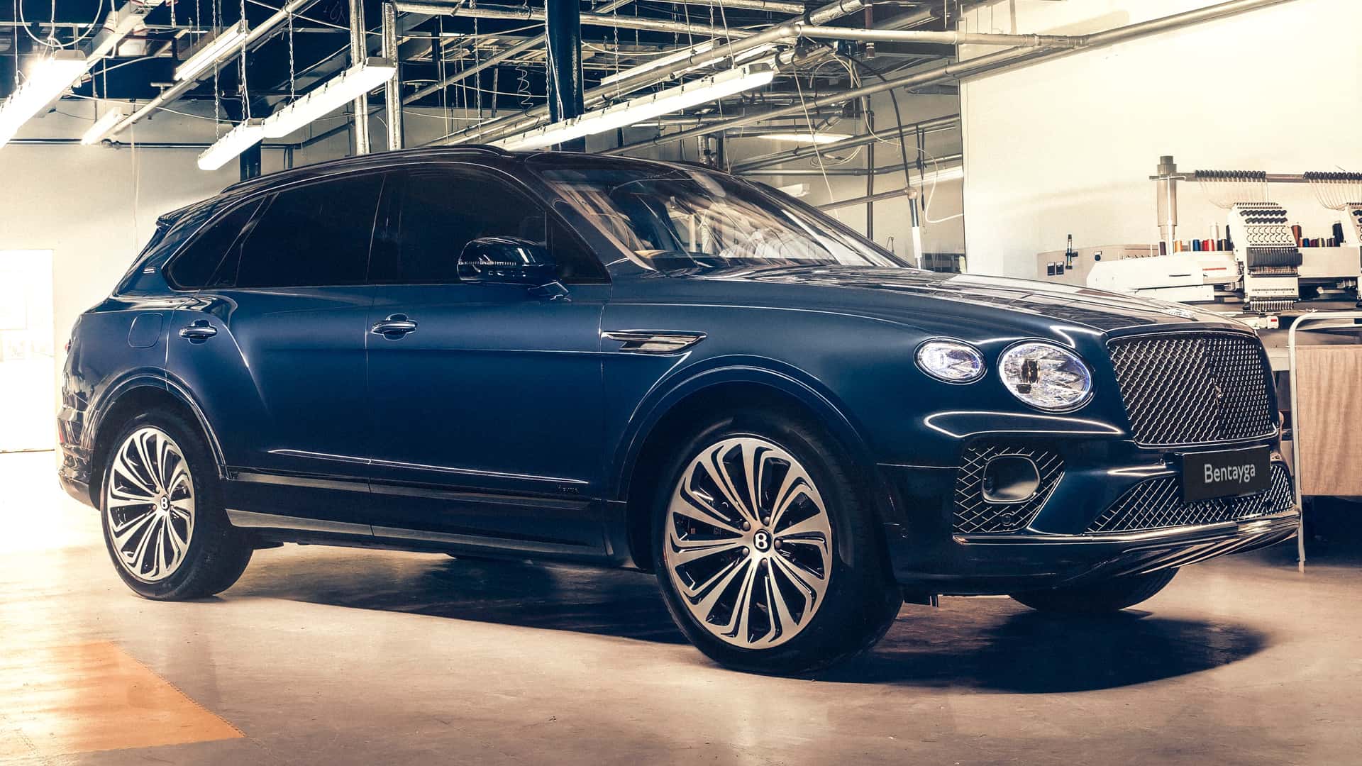 Bentley Ciptakan Bentayga Spesial untuk Hormati Pahlawan Inggris PD I