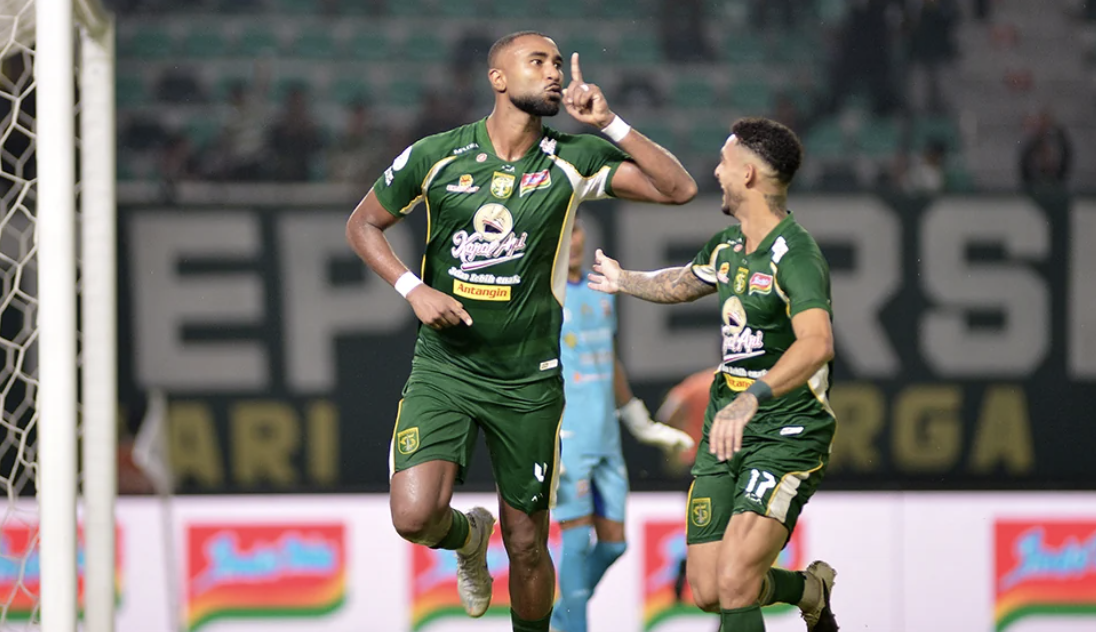 Yuran Fernandes Jadi Aktor Titik Balik Kemenangan Persebaya, Memang Jago Penalti