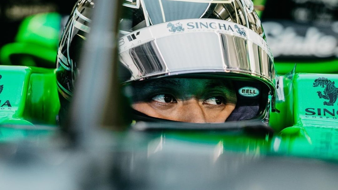 Zhou Guanyu Nantikan Balapan Kandang di F1 GP China