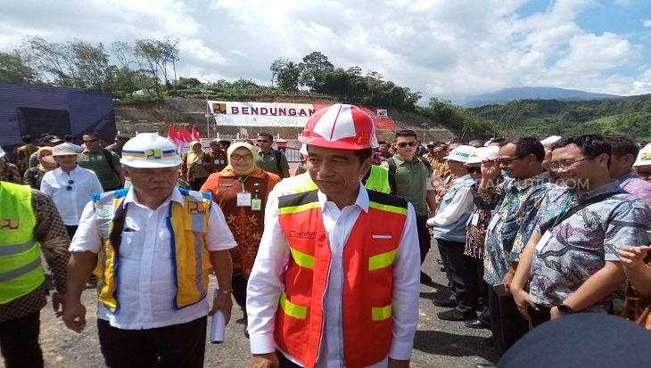 Pilih Menteri dari Kaum Muda, Jokowi Bisa Contoh Malaysia