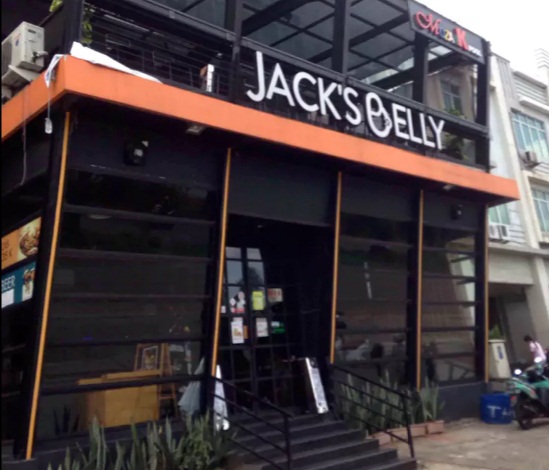 Instagram @jacksbelly