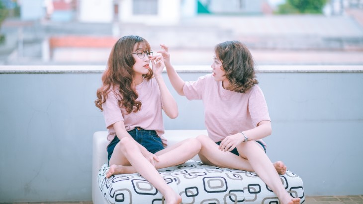 Harmonisasi Hubungan dengan Sahabat dan Pasangan