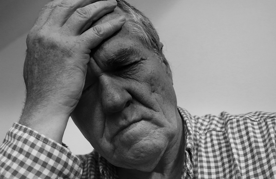 Menyembuhkan sakit kepala (Foto: Pixabay/Geralt)