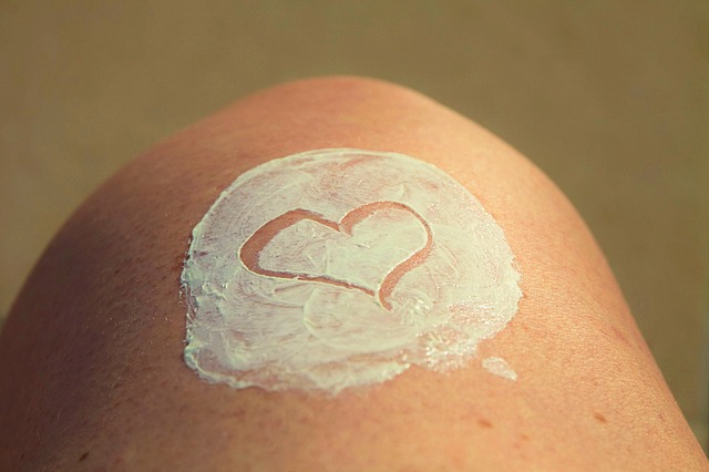 Tips Re-Apply Sunscreen Tanpa Merusak Make-Up