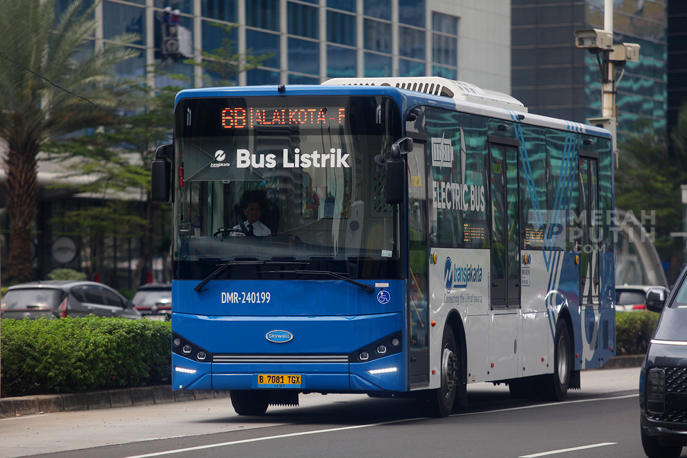 Ini Dia 3 Teknologi Rahasia Transjakarta yang Bakal Bikin Penumpangnya akan Lebih Mudah