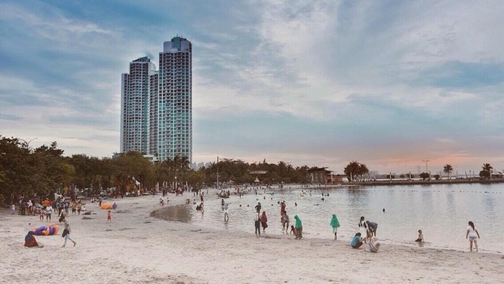 Tak Ikuti Aturan Anies, Wisata Ancol Hari Pertama Lebaran Tetap Buka