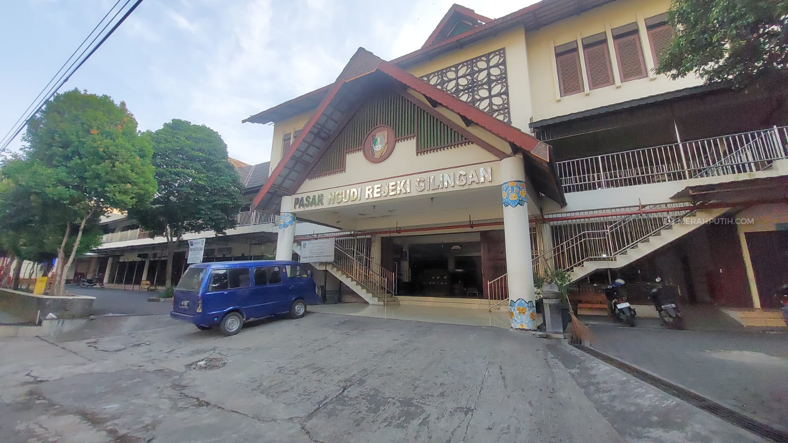 35 UMKM Lolos Kurasi Jualan Pusat Cinderamata Masjid Zayed di Pasar Gilingan