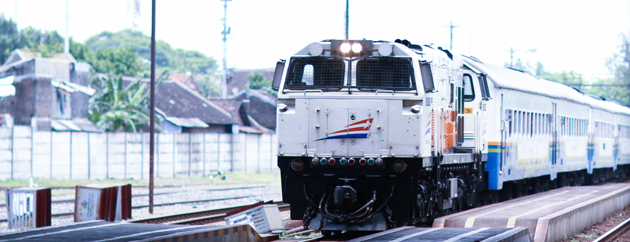 Kereta Api. (Foto: Antara)