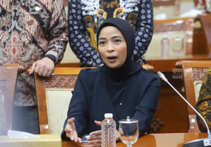 Tantri Kotak dan Musisi Tanah Air Ikuti RDPU dengan Komisi III DPR Bahas Hak Cipta 