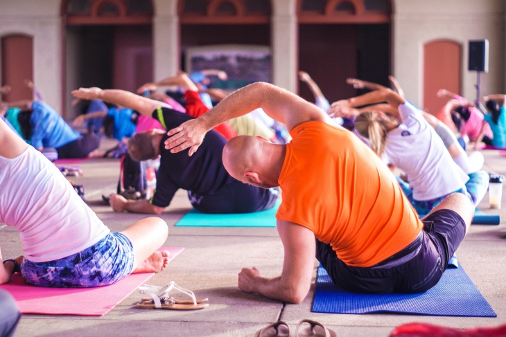 Latihan Yoga Berlebihan Berisiko untuk Kesehatan?