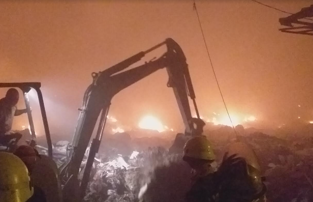 TPA Sampah Kota Cirebon Kebakaran
