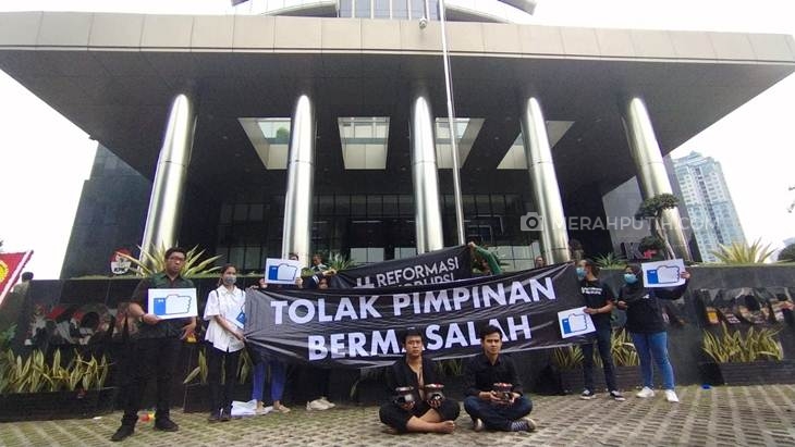 Jelang Pelantikan Firli Cs, ICW Gelar Aksi Tolak Pimpinan Bermasalah di KPK