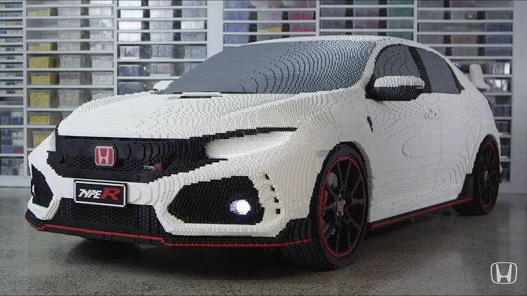 Keren! Semua Parts Mobil Honda Civic TypeR Ini Terbuat Dari Lego