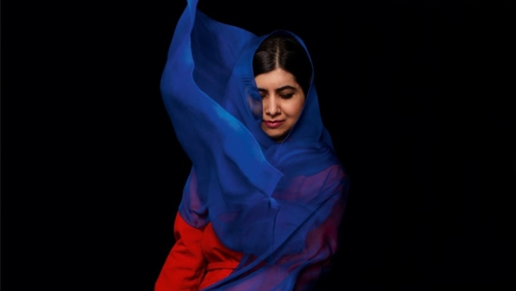 Kisah Kerudung Malala Yousafzai di Sampul Majalah Fesyen