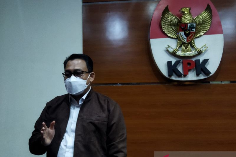 KPK Jemput Paksa Bupati Mimika