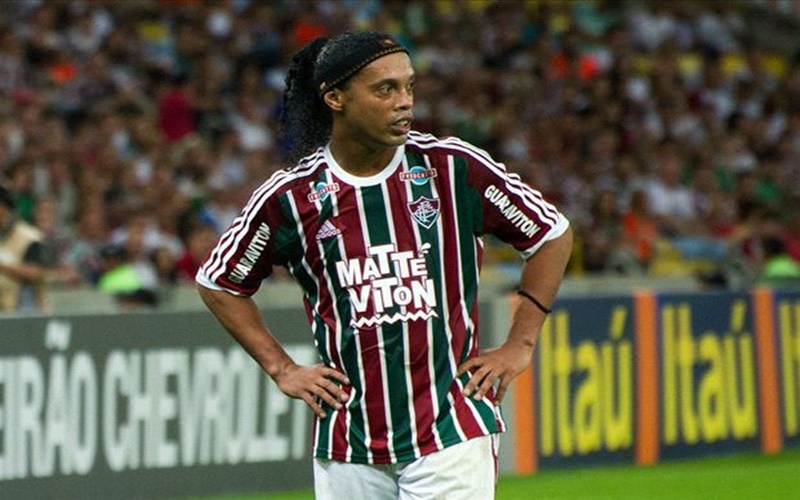 Legenda Brasil Ronaldinho