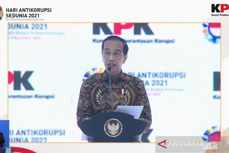 Jokowi Bandingkan Pemberantasan Korupsi Antara KPK, Polisi dan Kejaksaan