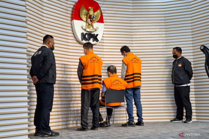 KPK Umumkan Tersangka Dugaan Korupsi PTPN XI, 3 Orang Langsung Ditahan
