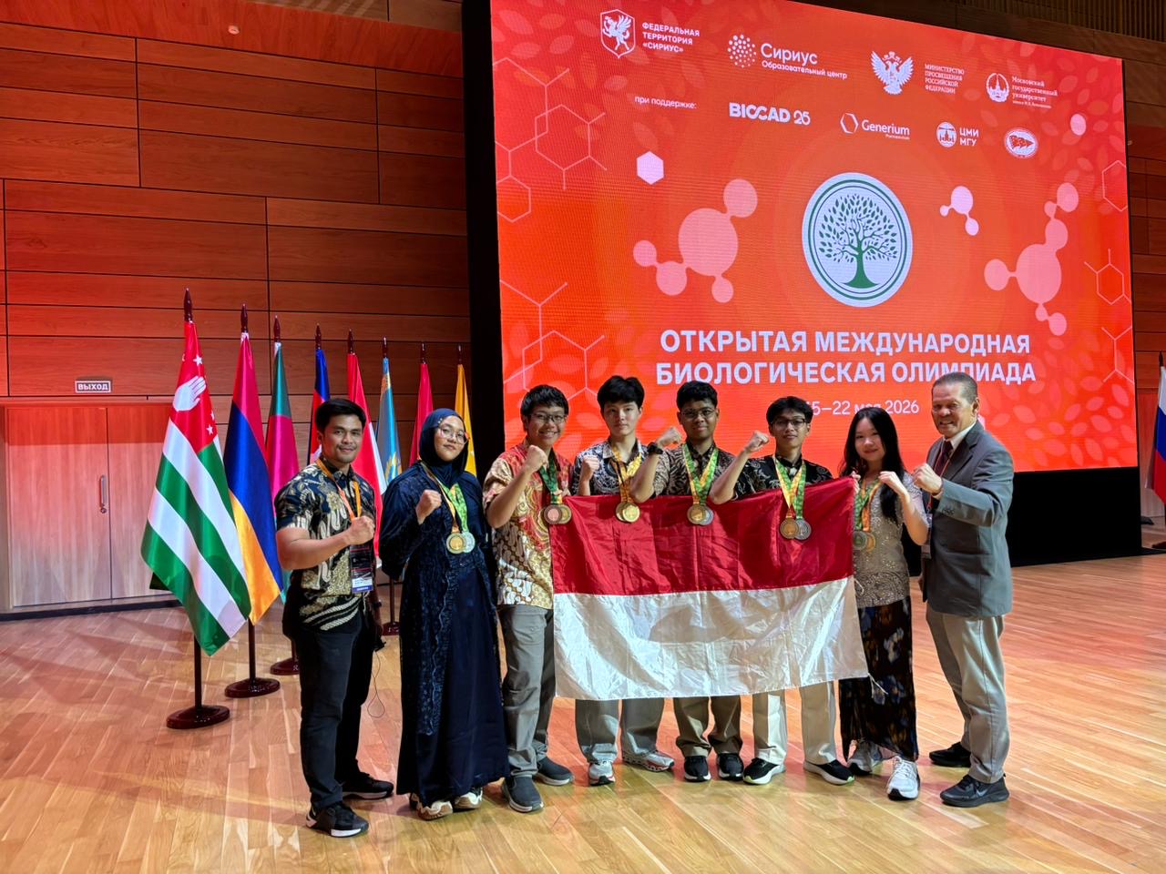 Tim Indonesia Borong Emas di Kejuaraan Dunia Olimpiade Biologi 2026 Rusia, Cetak Sejarah Baru