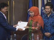 Besok, Khofifah-Emil Daftar ke KPU Jatim