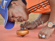 Memaknai Hidup dari Permainan Tradisional, Gasing