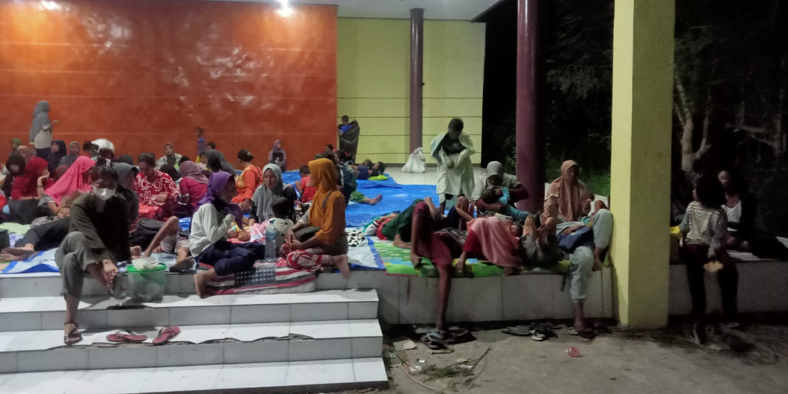 TNI AL Kirim Logistik Buat Korban Gempa di Pulau-Pulau Terluar Selayar