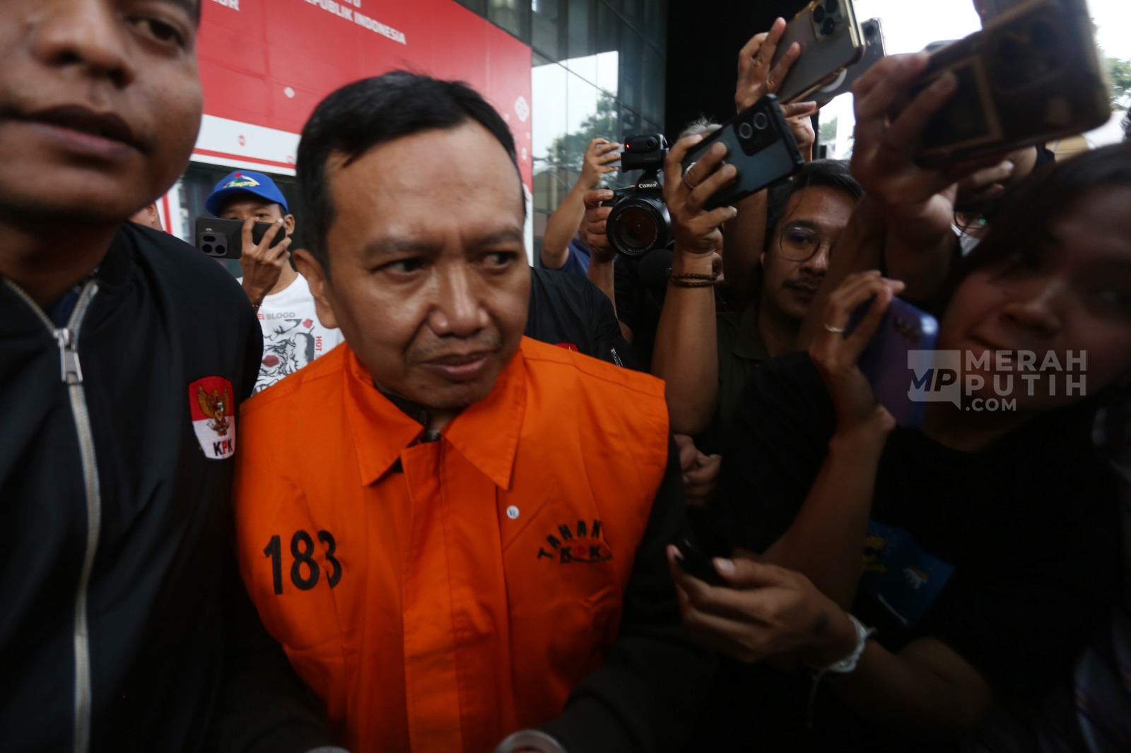 KPK Resmi Tahan Anggota DPRD Jawa Timur Moch. Mahrus Ali