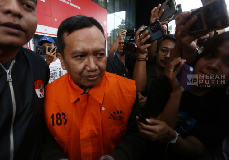 KPK Resmi Tahan Anggota DPRD Jawa Timur Moch. Mahrus Ali