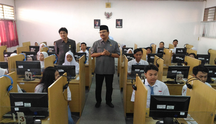 Siswa SMK Jatim di Pulau Tepencil Bisa Rasakan UNBK