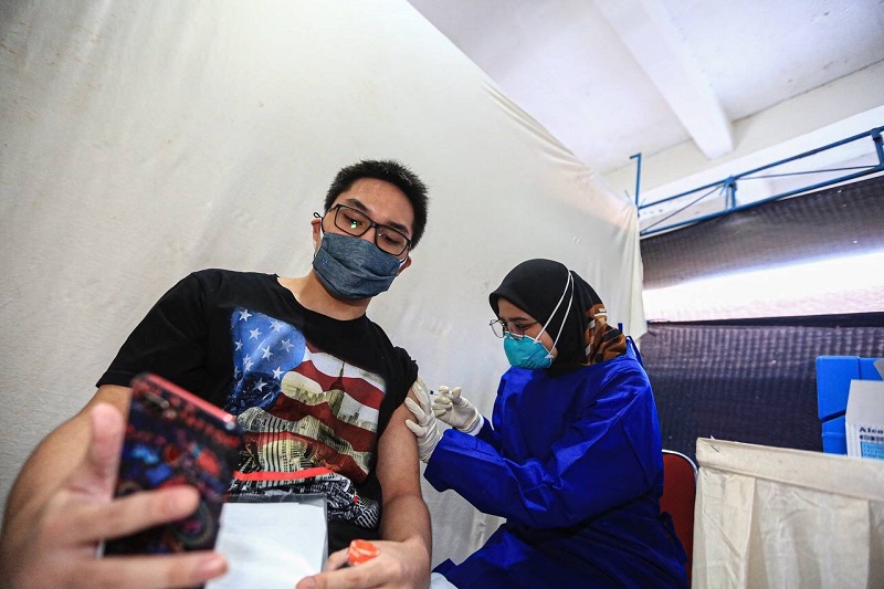 Vaksinasi. (Foto:Humas Kota Bandung)