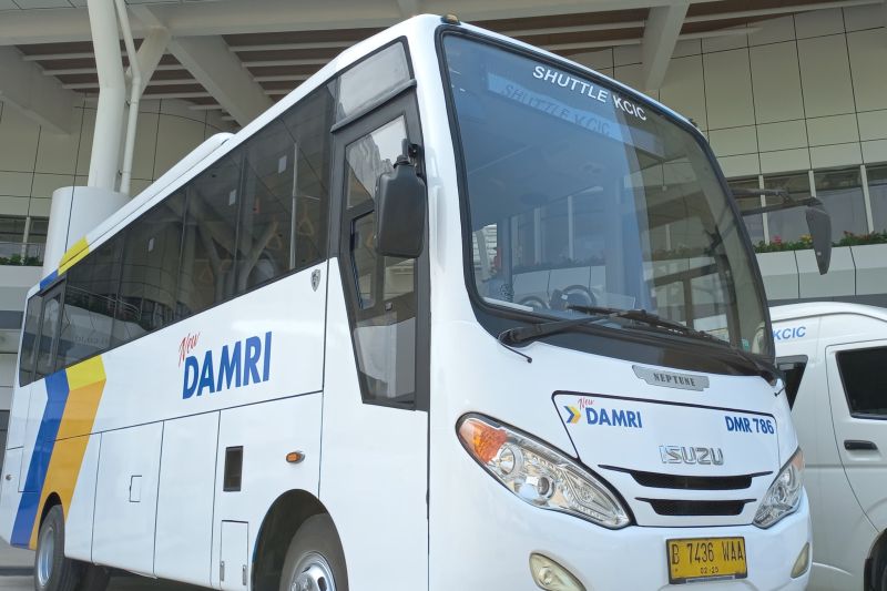 DAMRI Jalankan Rute Stasiun Halim ke Bandara Soetta dan Stasiun Tegalluar-Stasiun Bandung