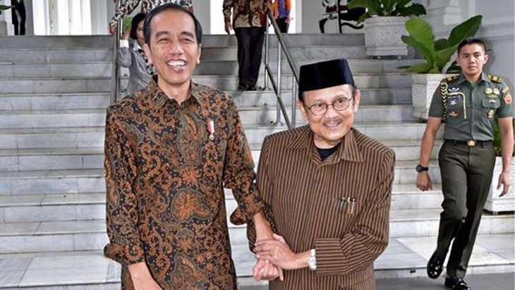 Kondisi BJ Habibie Mulai Membaik, Presiden Jokowi Terus Pantau 