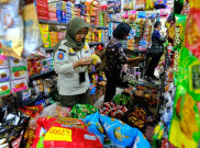 Inspeksi Makanan, Dinkes Solo Temukan Makanan Tak Berizin Hingga Kemasan Rusak Dimakan Tikus