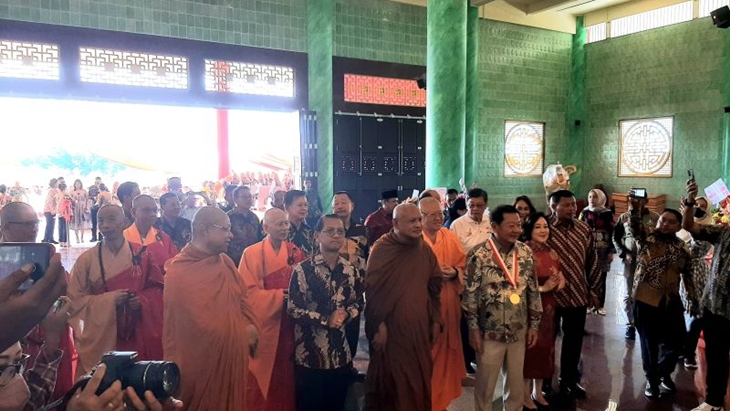 Kemenag Resmikan Pagoda Tertinggi di Indonesia
