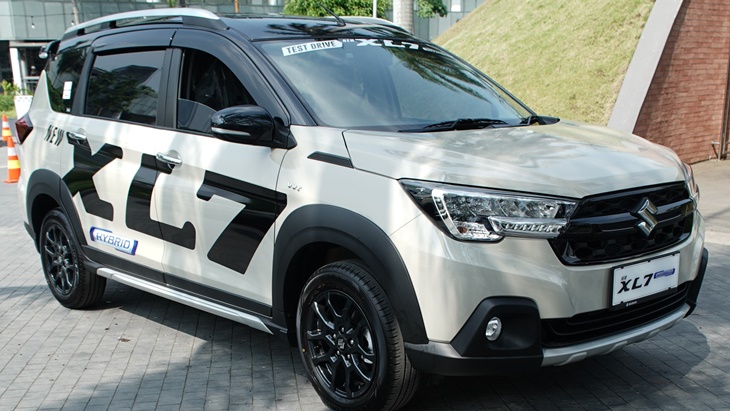 Suzuki New XL7 Hybrid Catat Prestasi Penjualan