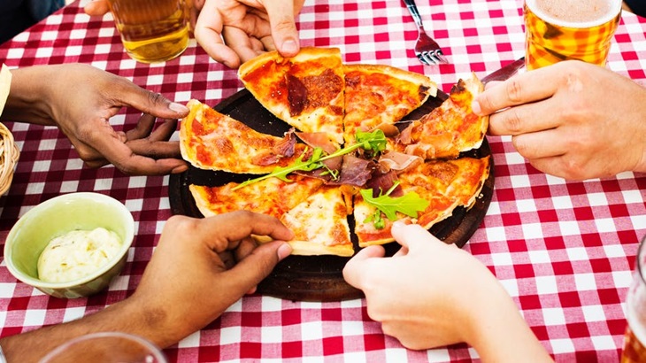 Makan Sembarangan Bisa Bikin Sulit Tidur