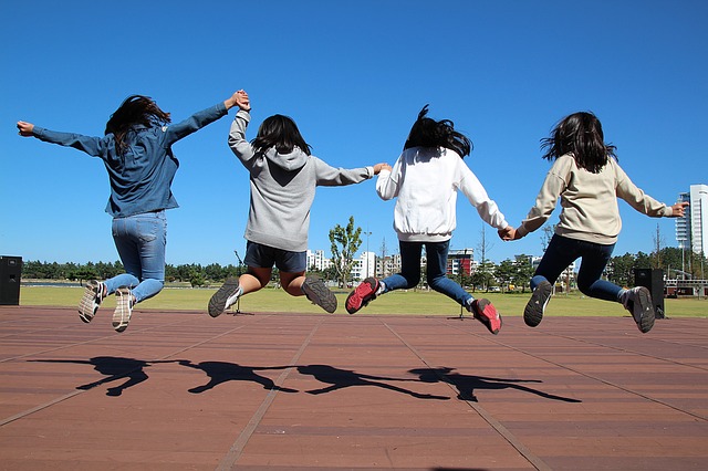 Membentuk Geng di Sekolah, Perlu Enggak Sih?