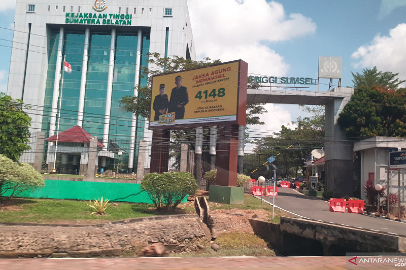 Gedung Kejaksaan Tinggi Sumsel (ANTARA/Yudi Abdullah/21)